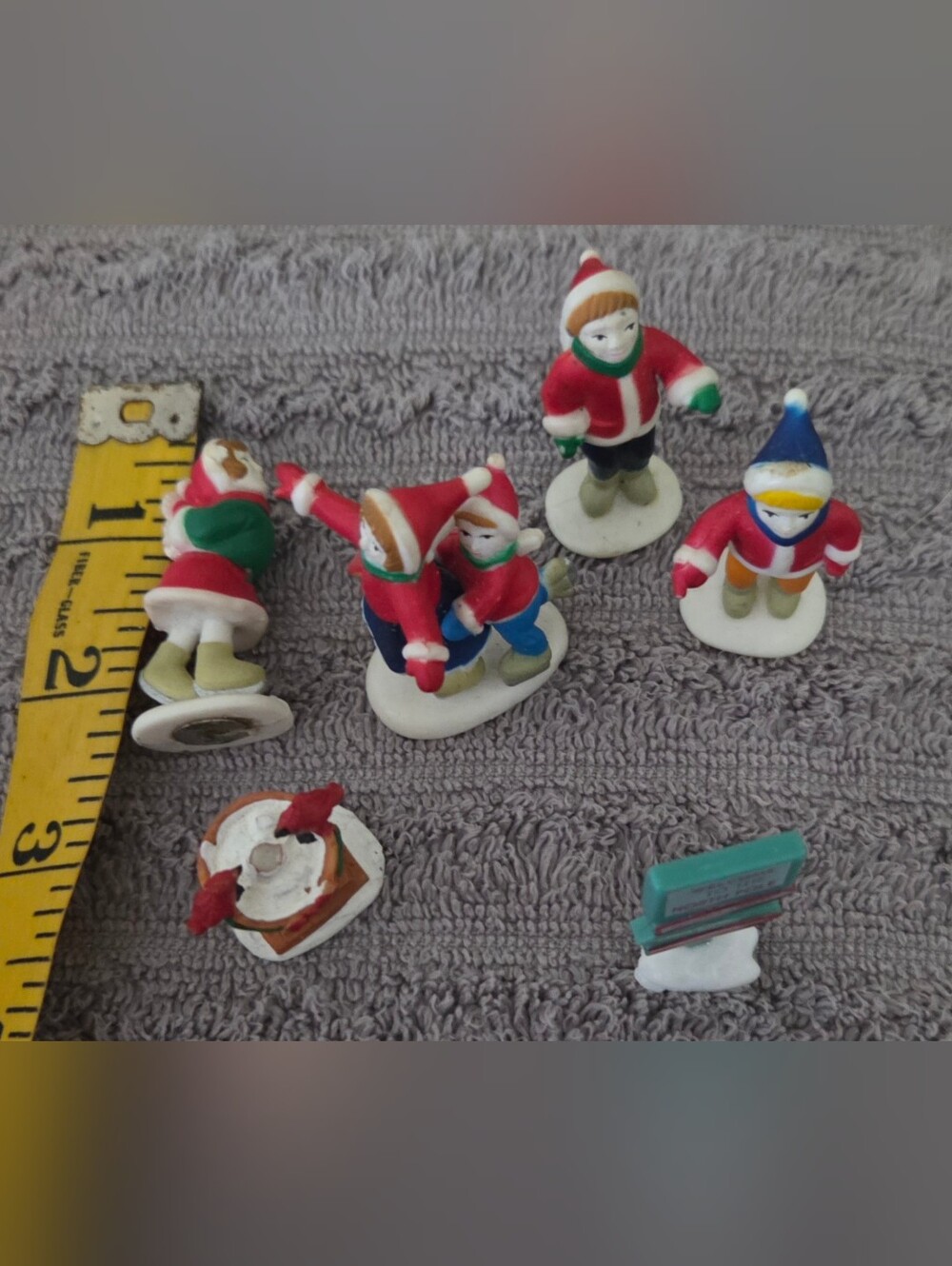 Festive Holiday Ice Skating Figurine Set - Red and Green